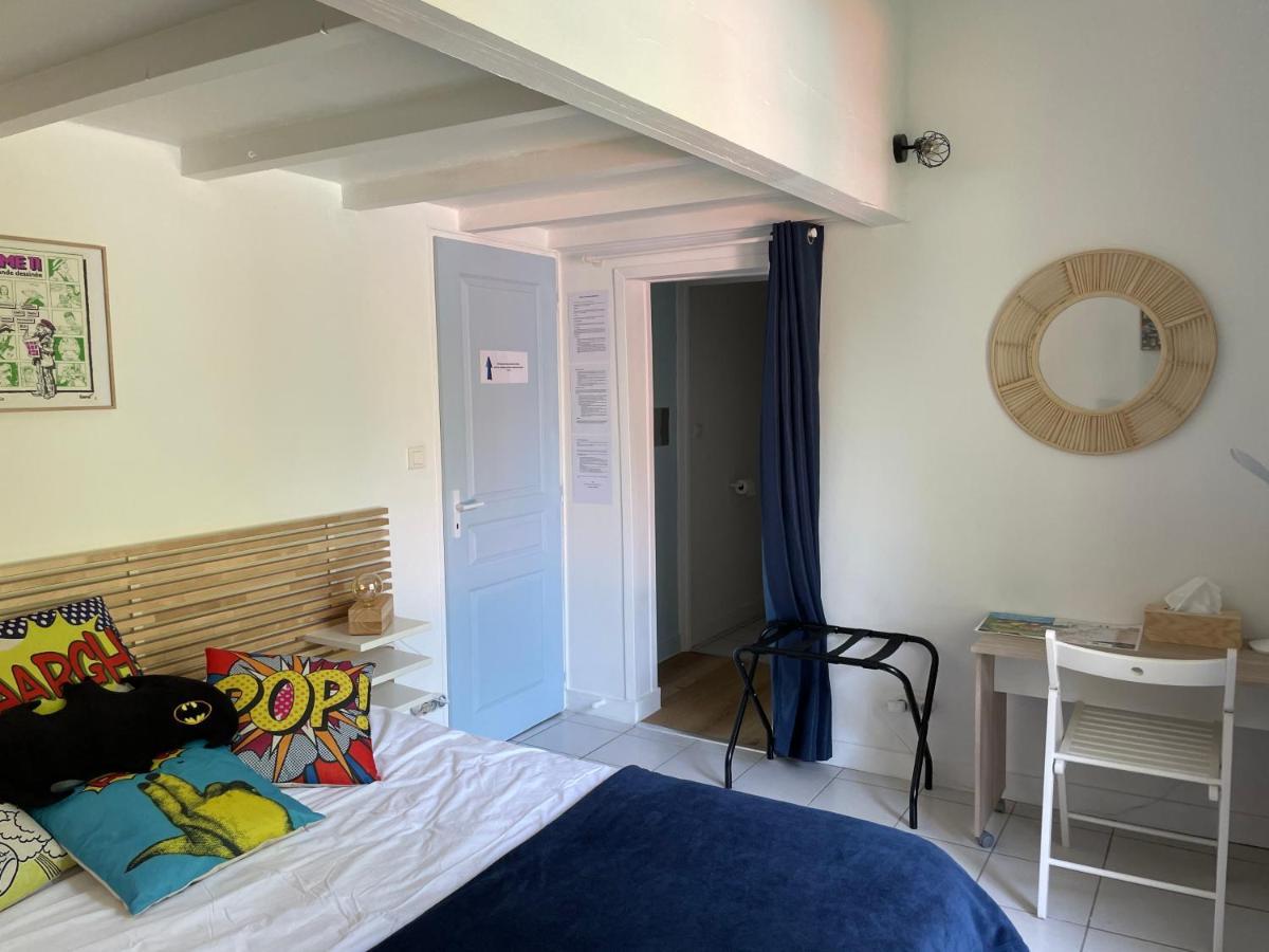 Merig'Home Chambre Bd Climatisee Dans Maison Avec Piscine Au Calme En Ville, Sdb & Toilettes Prives Angoulême Esterno foto
